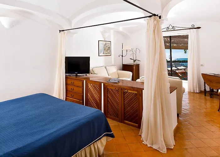 Hotel Covo Dei Saraceni 5*