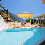 ホテル コーヴォ デイ サラチェーニ 5*
