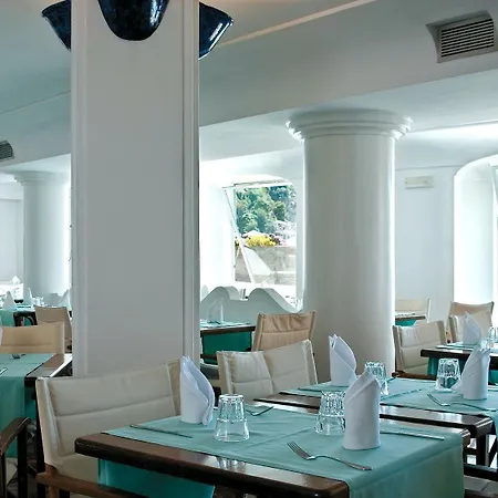 Hotel Covo Dei Saraceni 5*