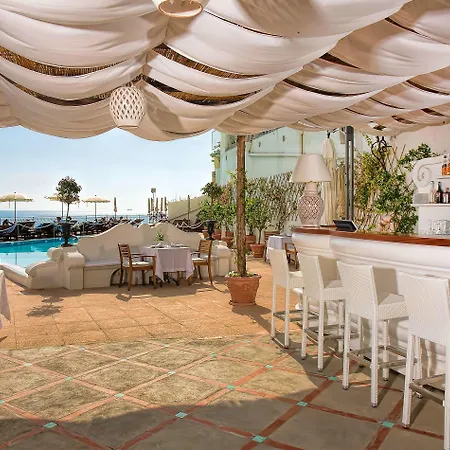 萨拉森尼科沃酒店