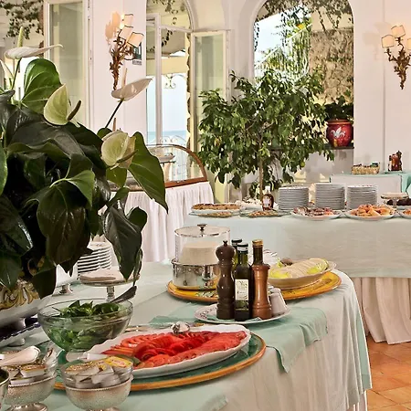 كوفو دي ساراسينا 5* بوسيتانو